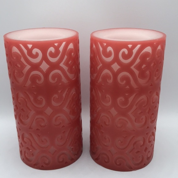 Pair of elegant flameless candles that glow from within - Picture 5 of 6